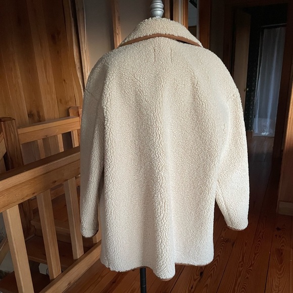 Zara teddy Sherpa coat. - Picture 5 of 8